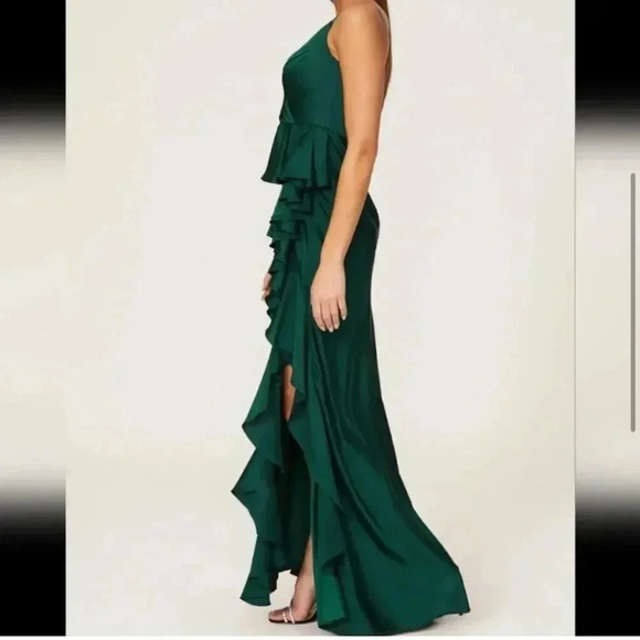 NWT Mac Duggal Satin Ruffled Asymmetrical Gown size 8 - Picture 8 of 9